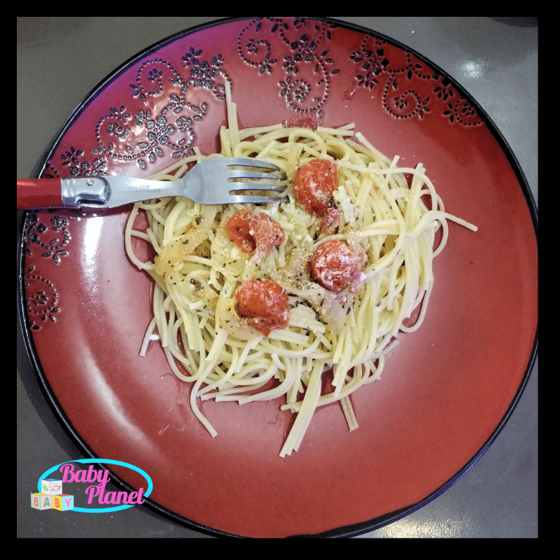 Spaghettis Aux Tomates Cerises, Ail, Et Basilic - Baby-Planet